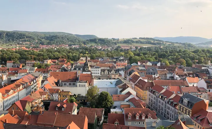 Blick vom Restaurant Günthers an der Heidecksburg auf Rudolstadt