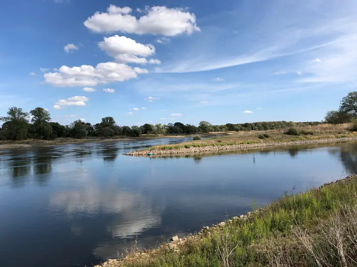 Mündung der Saale in die Elbe bei Barby