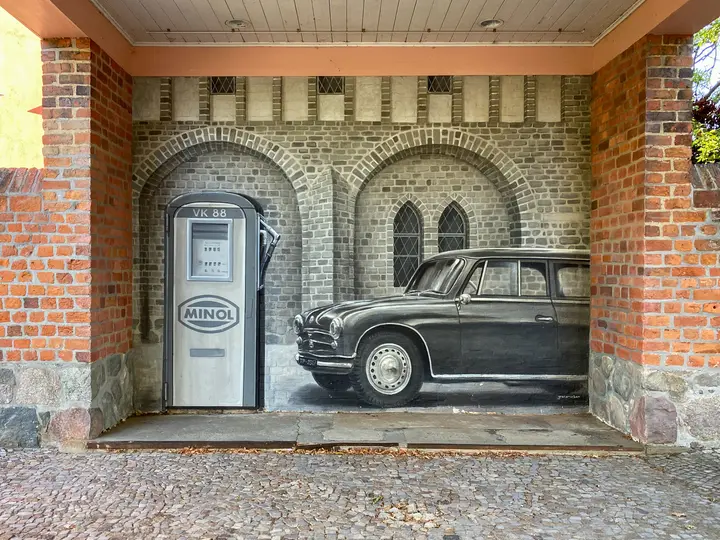 Wandgemälde - Minol Tankstelle in Templin