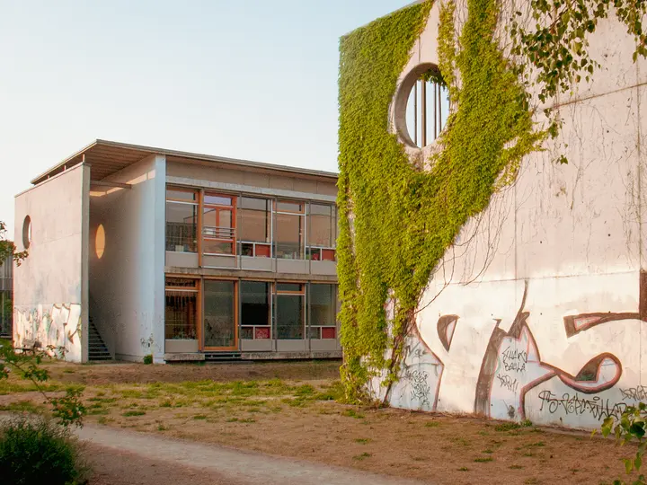 RAW Foto 1: Lindengrundschule in Staaken