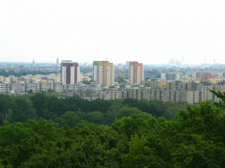 Jpeg Foto 5: Blick vom Hahneberg zur Lousie-Schröder-Siedlung