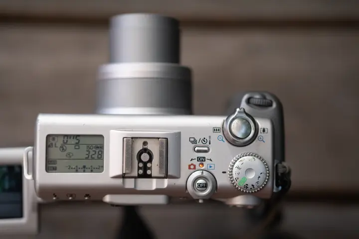 Canon Powershot G3, Oberseite