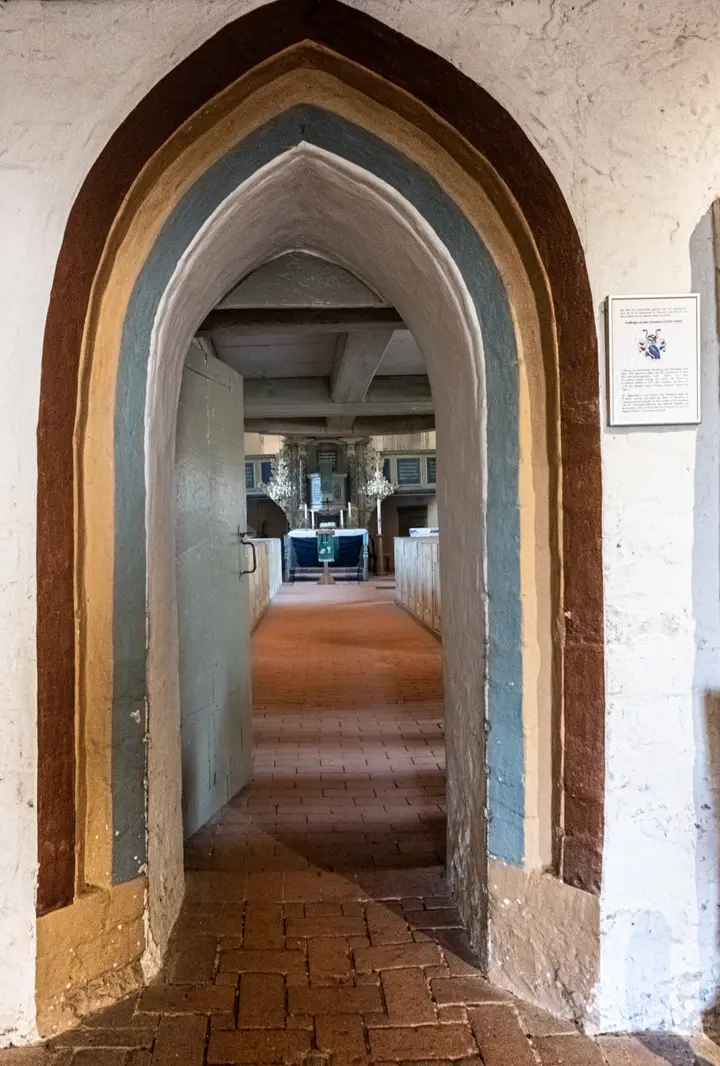 Durchgang vom Turm zum Kirchenschiff, Kirche Bötzow