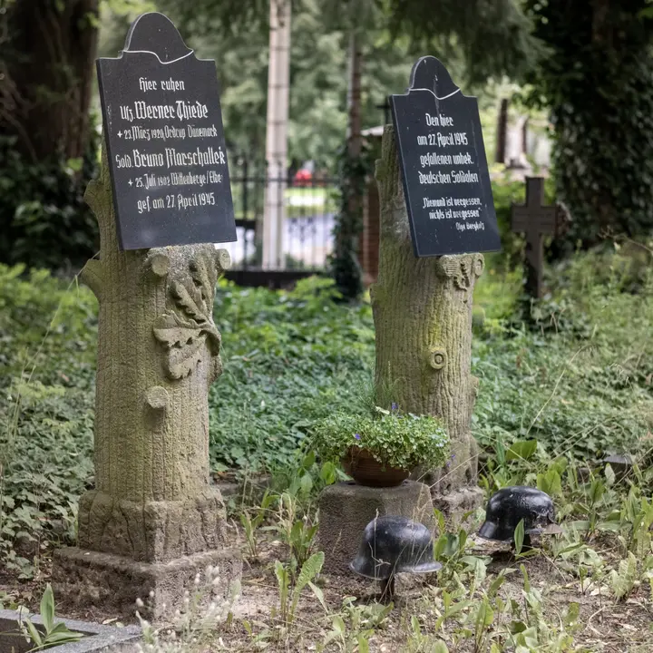 Soldatengrab auf dem Friedhof Berkholz -