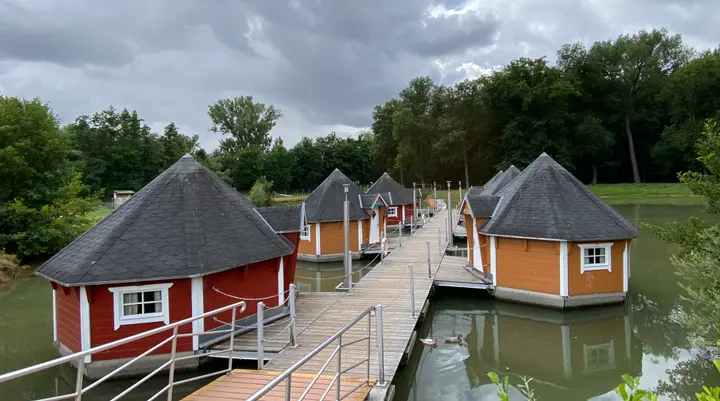 Die schwimmenden Häuser der Ölmühle Eberstedt