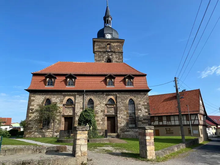 Dorfkirche St Gotthart in Waltershausen