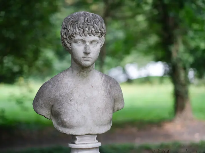 Statue im Sudermann Park Blankensee