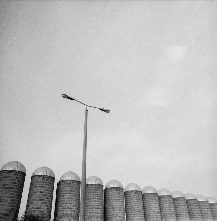 Getreidesilos, Pentacon Six, 80mm Biometar