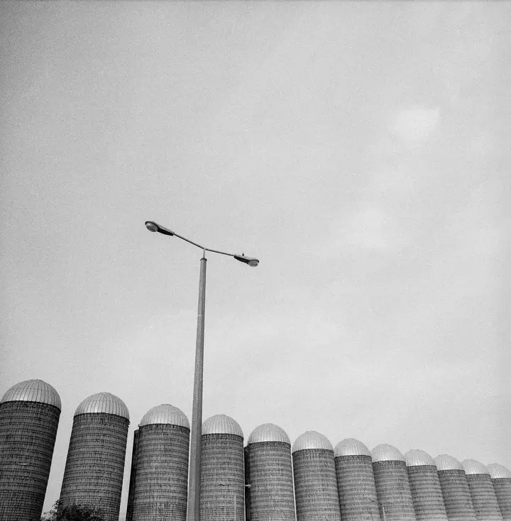 Getreidesilos, Pentacon Six, 80mm Biometar