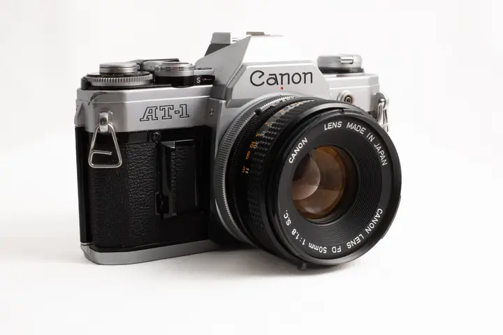 Canon AT-1
