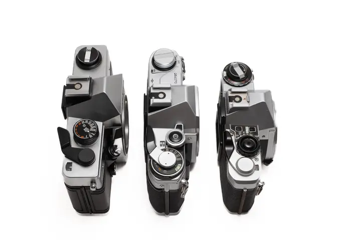 Von links nach rechts: Praktica MTL-50, Canon AT-1, Pentax ME super