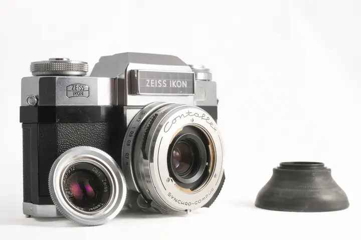 Zeiss Contaflex super B abgenommenes Objektiv