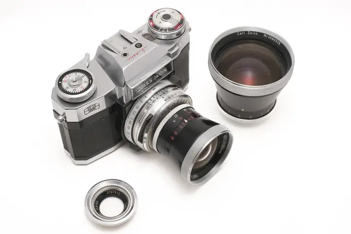 Zeiss Contaflex super B mit 35mm (montiert), 50mm und 115mm