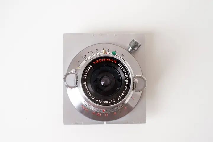 Schneider-Kreuznach 1:8 47mm mit Schneckengang / Helicoid