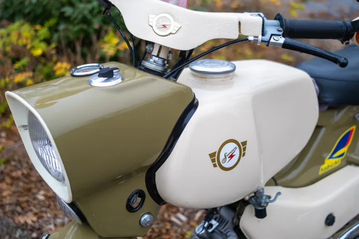 Schön flottgemacht: Simson Motorrad