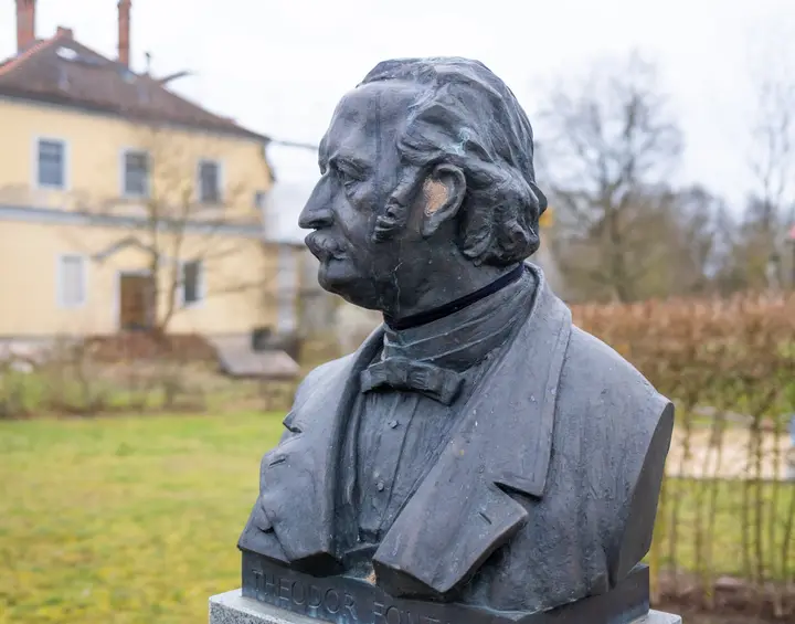 Fontanedenkmal in Görne