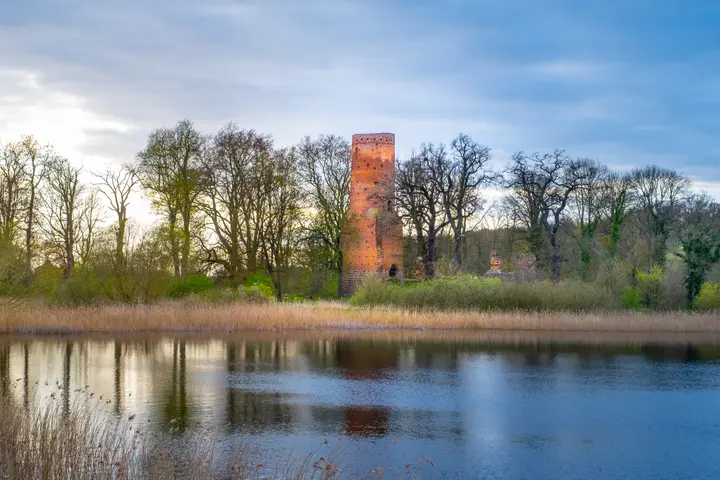 Blick auf die Ruine der Blankenburg