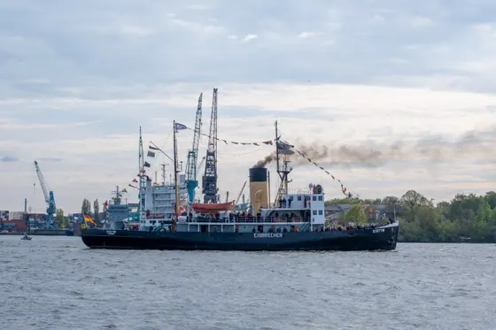 Hafenfest: Auslaufparade Eisbrecher Stettin
