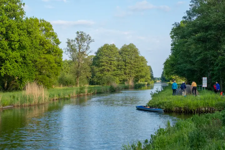 Wasserwanderer am Störkanal