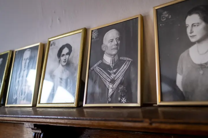 Ahnengalerie der von Saldern im Burgcafe