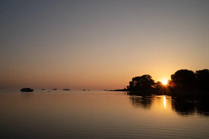 Sonnenaufgang im Bodden