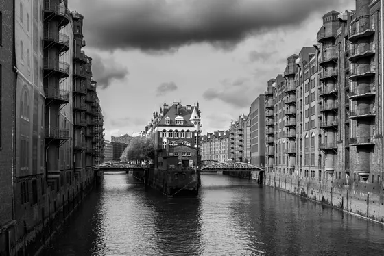 Poggenmühlbrücke, Speicherstadt