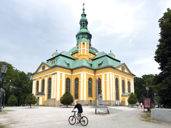 Kirche zum Heiligen Kreuz