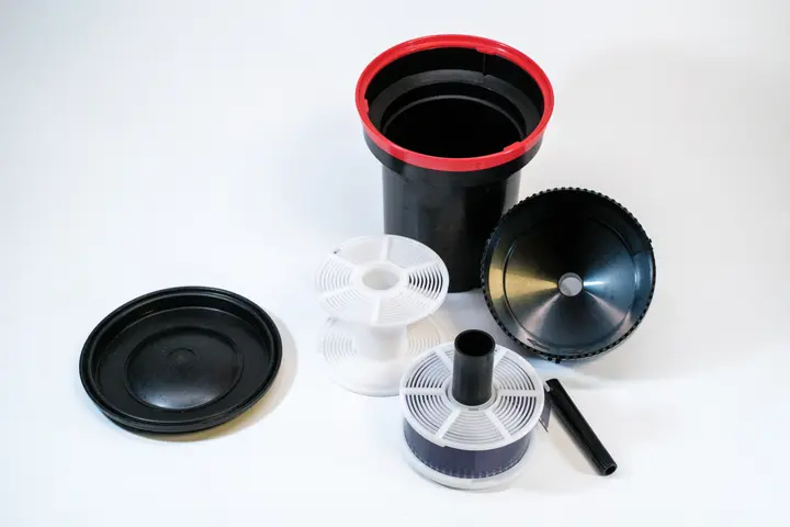 Der Paterson Tank mit Filmspulen und 'Twizzle'