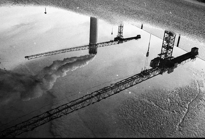 Kräne, Rauch und Regenpfützen, Spandauer Freiheit