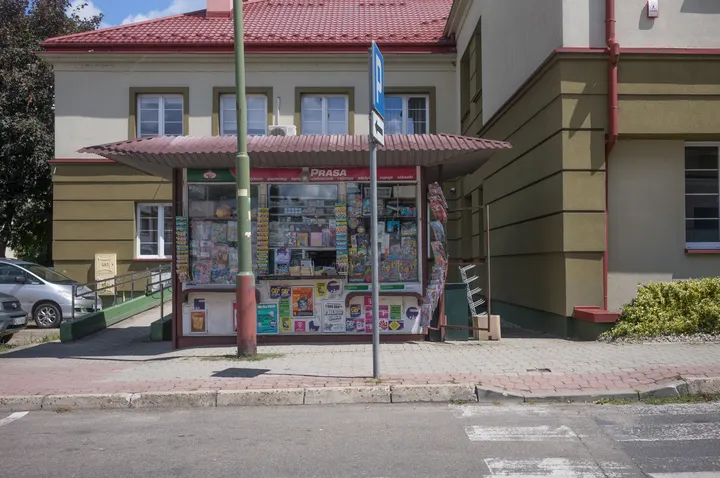 Straßenszene: Kiosk in Lesko