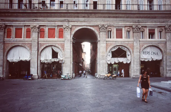 Palazzo dei Banchi, Bologna
