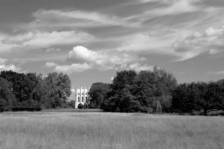 Die Meierei hinter der Wiese
